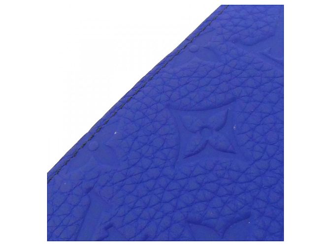 Couverture de carnet Louis Vuitton Monogram Empreinte Emily MM Bleu Bleu foncé - vue 2