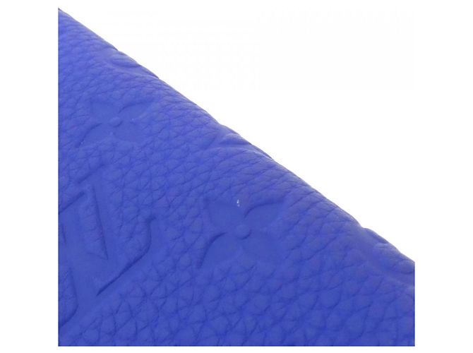 Couverture de carnet Louis Vuitton Monogram Empreinte Emily MM Bleu Bleu foncé - vue 3
