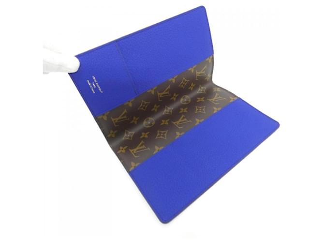 Couverture de carnet Louis Vuitton Monogram Empreinte Emily MM Bleu Bleu foncé - vue 6