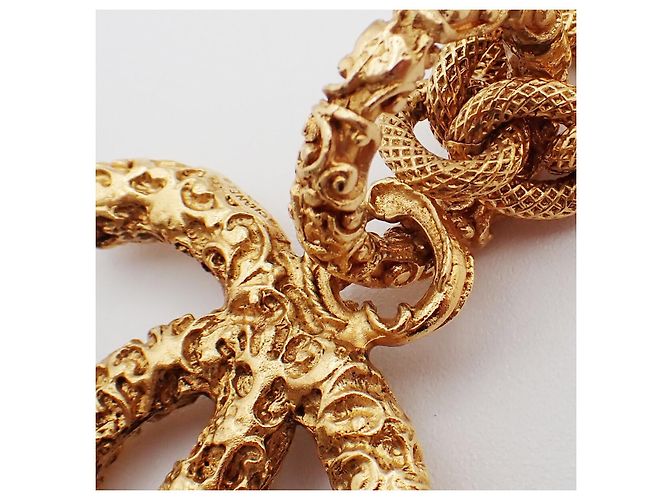 Pendente a catena con logo CC vintage di Chanel in oro placcato D'oro - vista 4