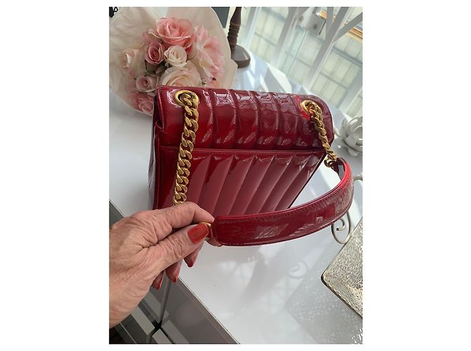 Yves Saint Laurent Vicky Pochette in Vernice Rossa Rosso - vista 5