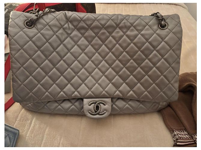 Borsa Chanel Classic XXL Airlines Pelle Caviar Argento - vista 11