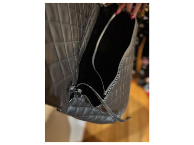 Borsa Chanel Classic XXL Airlines Pelle Caviar Argento - vista 4