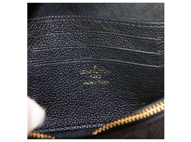 Borsa a Spalla Louis Vuitton Monogram Empreinte Wallet on Chain Ivy Nero - vista 8
