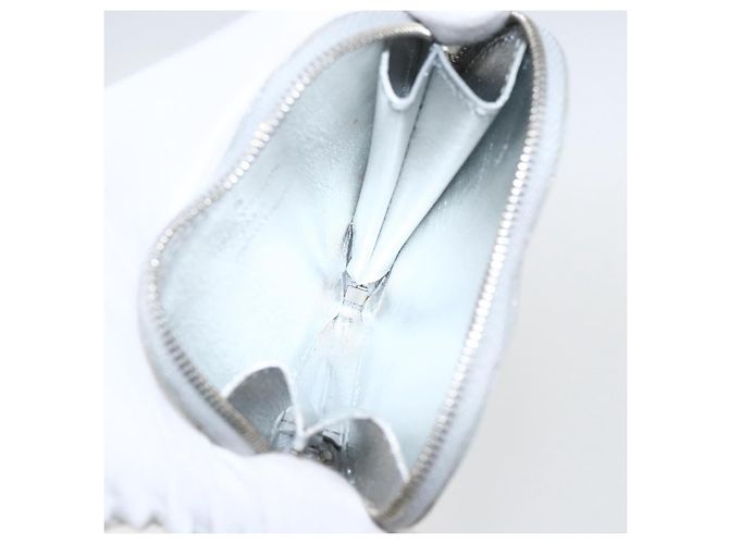 Monedero en forma de corazón Louis Vuitton Monogram Miroir PVC Plata - vista 5