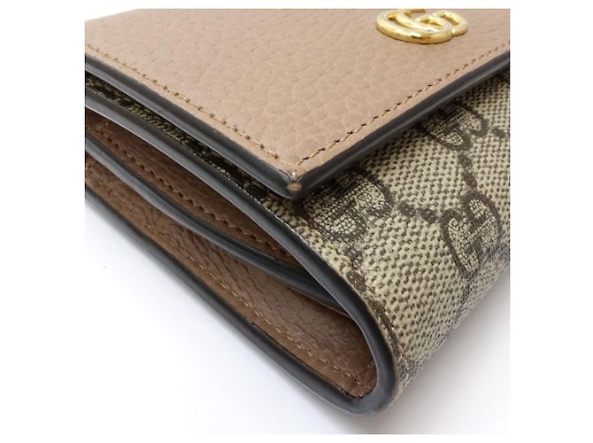 Billetera bi-fold Double G de GUCCI en beige - vista 4