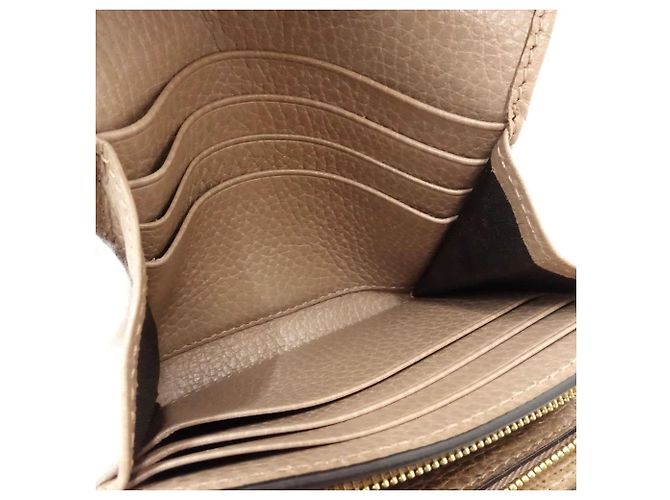 Billetera bi-fold Double G de GUCCI en beige - vista 6