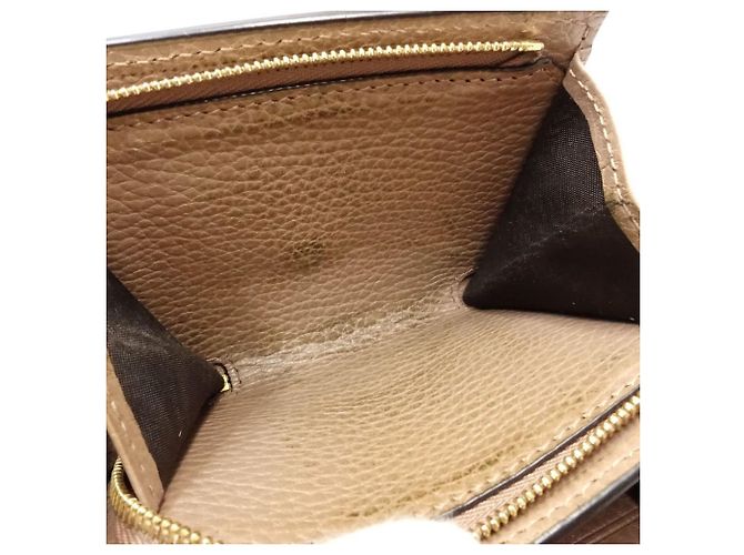 Billetera bi-fold Double G de GUCCI en beige - vista 7