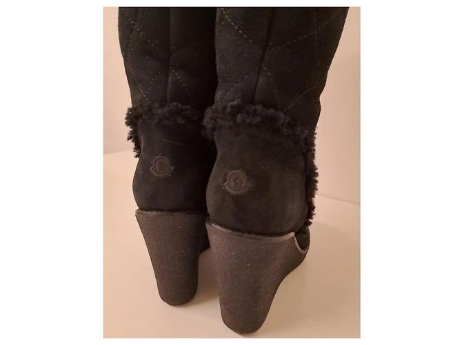 Moncler Black Suede Winter Boots Lambskin Lining - view 6