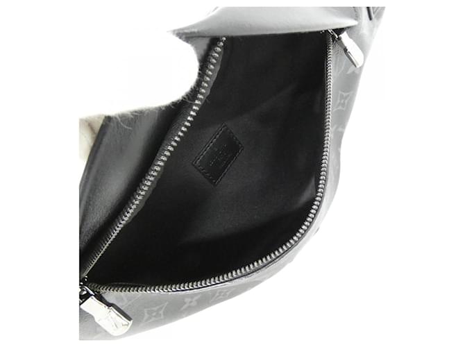 Bumbag Discovery PM Monogram Eclipse Louis Vuitton Nero - vista 6