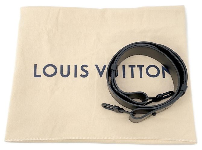 Borsa Steamer PM in Taurillon Monogram Louis Vuitton Noir - vue 18
