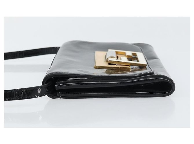 Fendi Vintage Schultertasche aus Emaille Schwarz - Ansicht 4