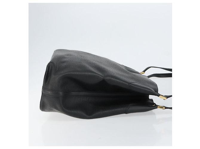 Borsa Louis Vuitton Mandara in pelle Epi GM Nero - vista 3