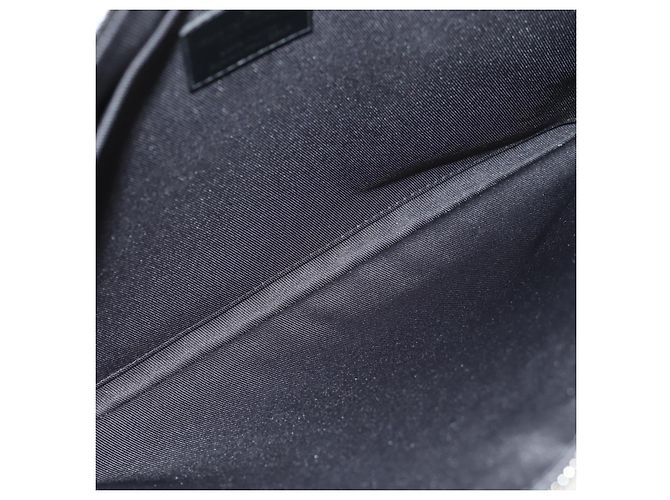 Pochette A4 Rainbow en cuir Taiga Louis Vuitton Noir - vue 5