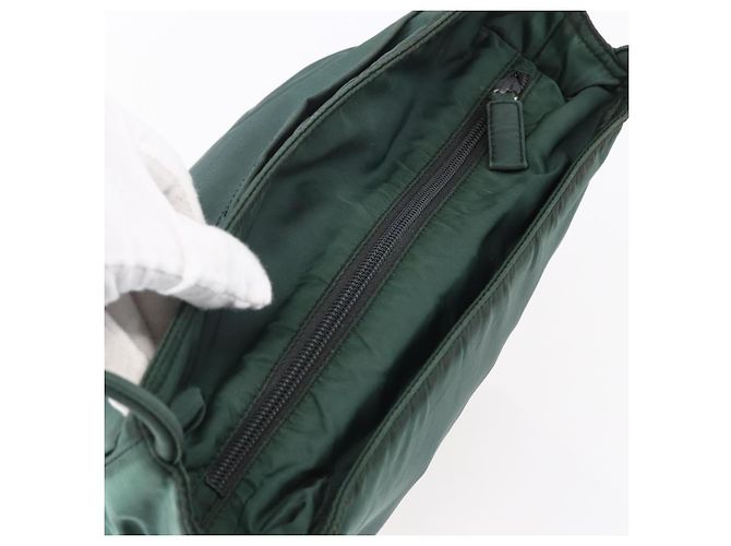 Borsa Tote Prada in nylon verde argento Auth BA7499 - vista 6