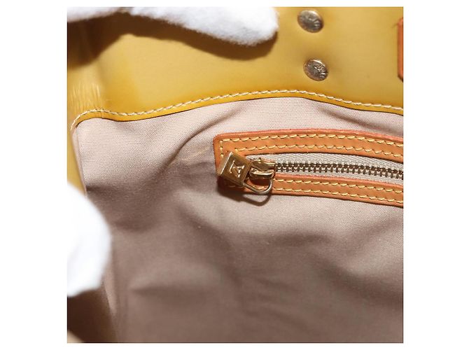 LOUIS VUITTON Monogram Vernis Reade MM Hand Bag Beige M91141 LV Auth BA7440 - view 19
