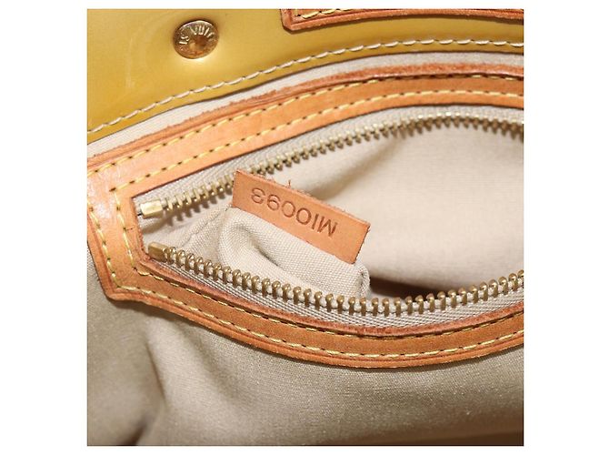 LOUIS VUITTON Borsa a Mano Monogram Vernis Reade PM Beige M91334 LV Auth 142873 - vista 12