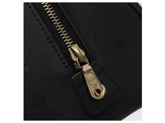 Borsa Boston MCM Logogram Vicetos PVC Nero Oro Auth am9026 D'oro - vista 10