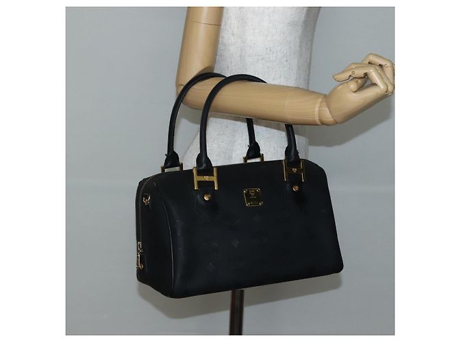 Borsa Boston MCM Logogram Vicetos PVC Nero Oro Auth am9026 D'oro - vista 22
