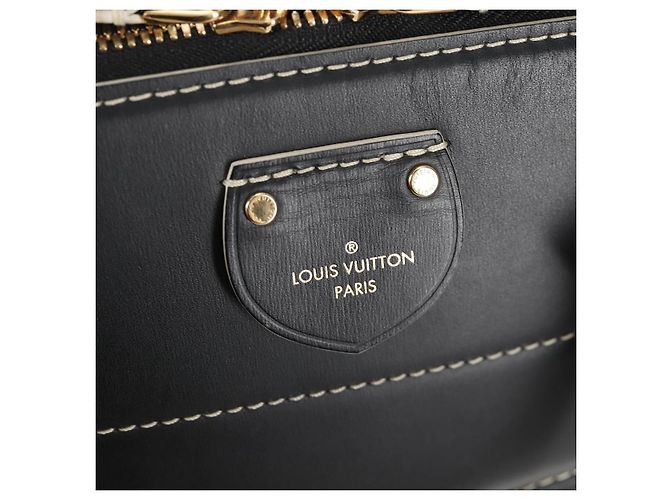 LOUIS VUITTON Catgram Alma Soup Borsa a Mano Nera M44403 LV Auth 139431SM Nero Monogramma - vista 24