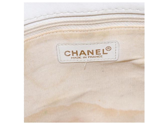 Borsa a tracolla a catena CHANEL Wild Stitch in pelle d'agnello Bianco Oro CC Auth BA6359 D'oro - vista 18