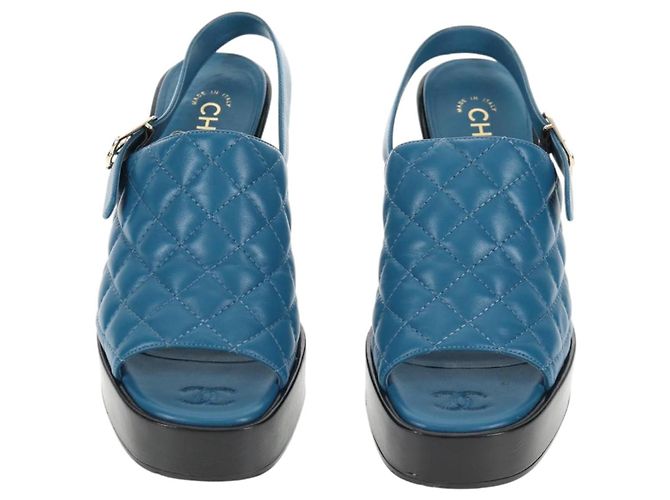 CHANEL Sandali con Tacco Matelassé in Pelle Blu CC Auth 139286M - vista 2