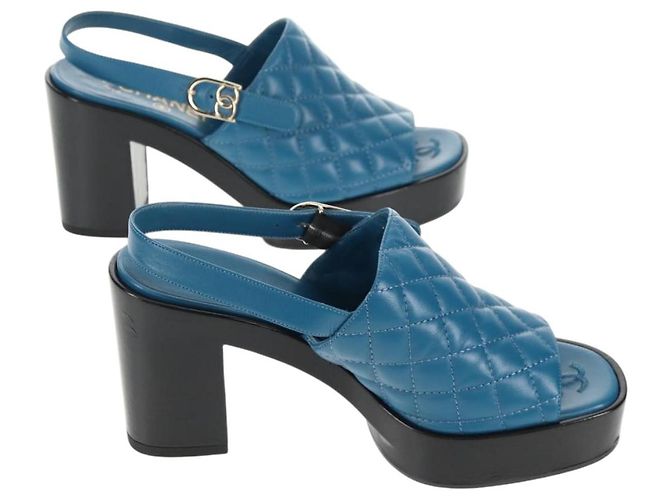 CHANEL Sandali con Tacco Matelassé in Pelle Blu CC Auth 139286M - vista 5
