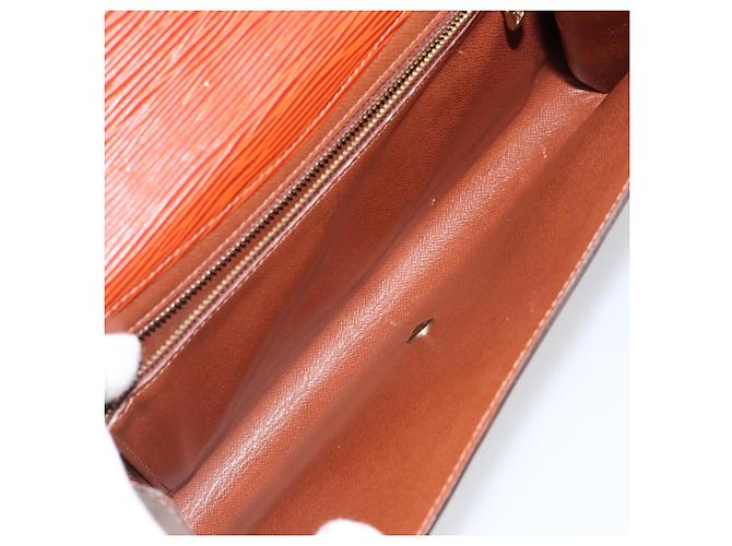 LOUIS VUITTON Clutch Art Déco Epi Marrone M52633 LV Auth 143109 - vista 10