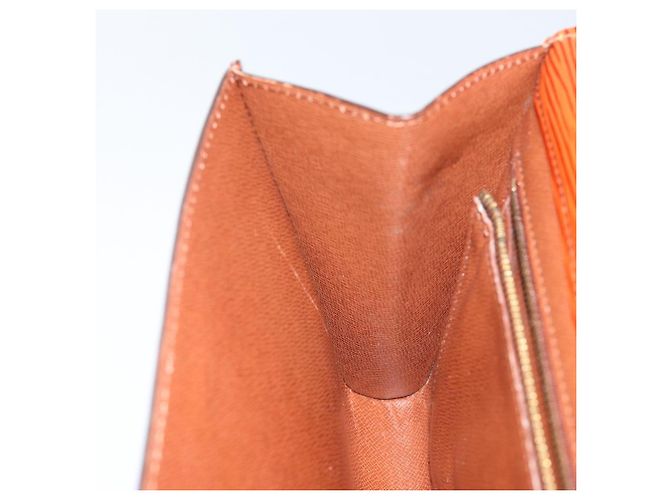 LOUIS VUITTON Clutch Art Déco Epi Marrone M52633 LV Auth 143109 - vista 19