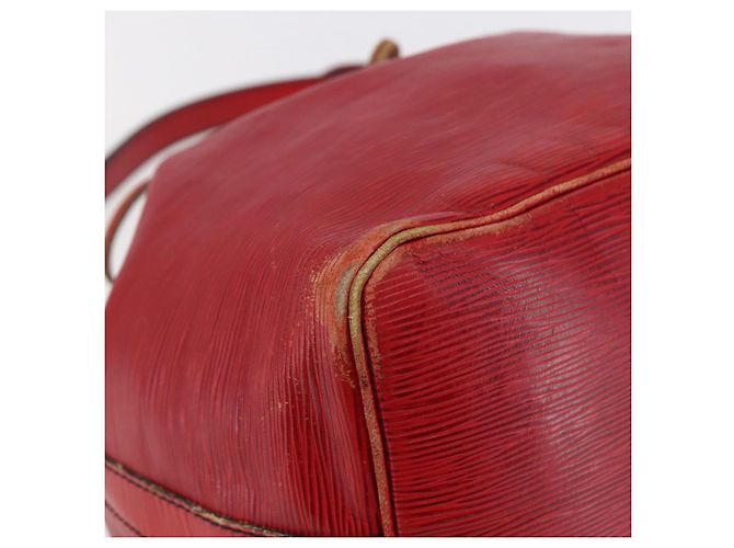 Noe LOUIS VUITTON Borsa a Spalla Petit Noé Epi Rossa M44107 LV Auth 145447 Rosso - vista 15