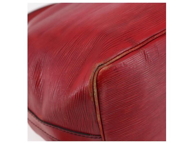 Noe LOUIS VUITTON Borsa a Spalla Petit Noé Epi Rossa M44107 LV Auth 145447 Rosso - vista 17