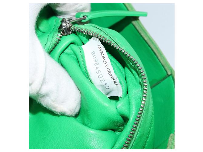 Autre Marque BORSA A SPALLA CASSSETTE IN PELLE VERDE AUTH 144383 - vista 12