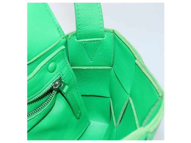 Autre Marque BORSA A SPALLA CASSSETTE IN PELLE VERDE AUTH 144383 - vista 17