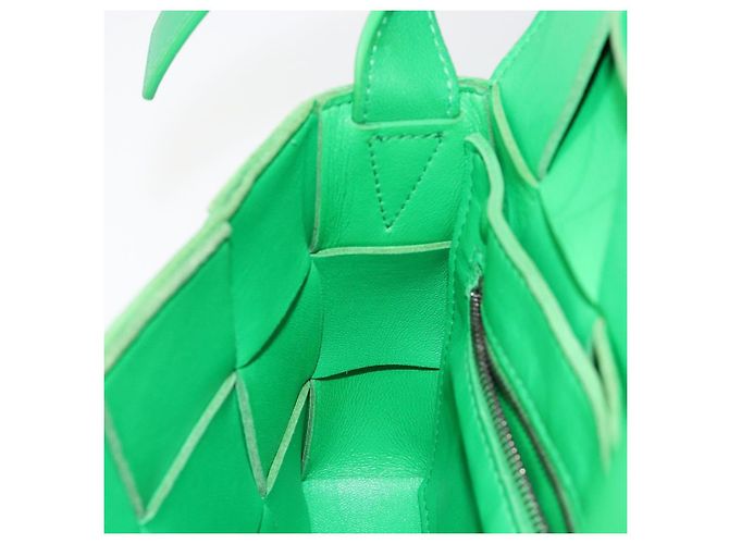 Autre Marque BORSA A SPALLA CASSSETTE IN PELLE VERDE AUTH 144383 - vista 18
