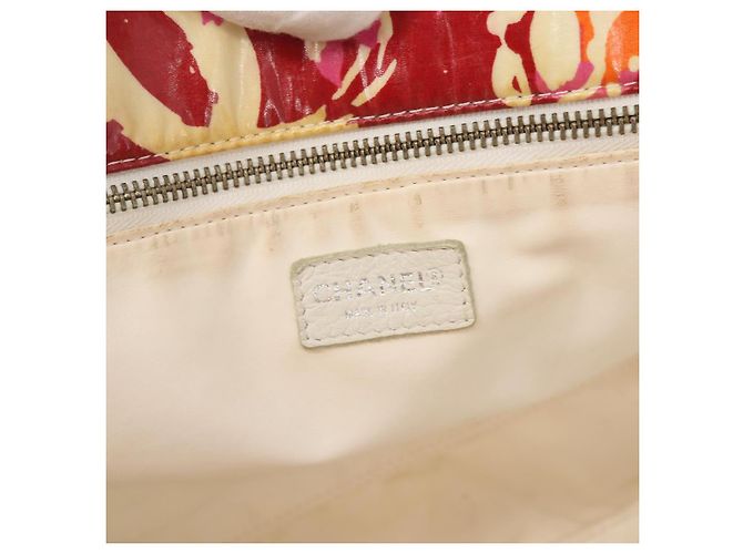 CHANEL Borsa Tote Alta Estate Vinile Rosso Argento CC Auth 143512 - vista 9