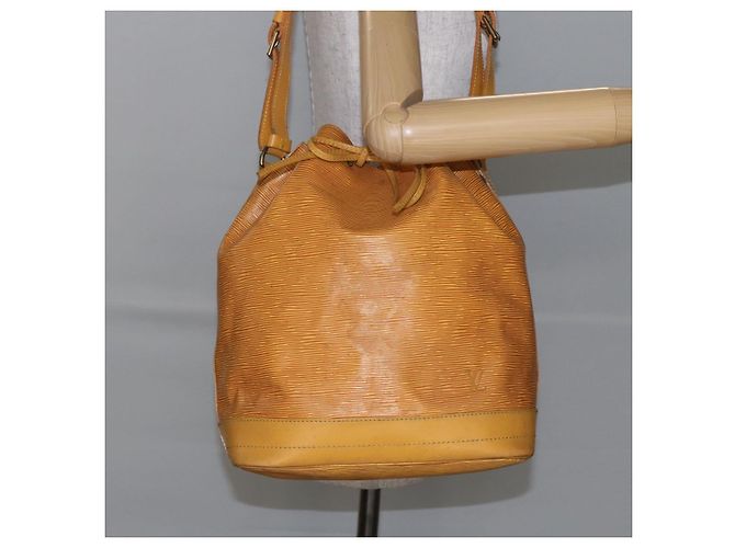 LOUIS VUITTON Borsa a Spalla Epi Noe Tassili Gialla M44009 LV Auth 143545 - vista 19