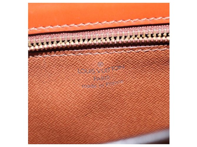LOUIS VUITTON Clutch Angian Epi Marrone M52113 LV Auth 144944 - vista 15