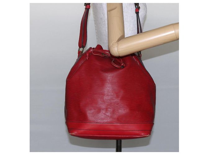 LOUIS VUITTON Borsa a Spalla Epi Noe Rossa M44007 LV Auth 148309 Rosso - vista 21