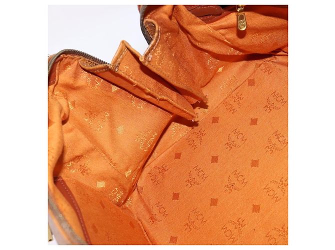 Borsa Boston MCM Logogram Vicetos in pelle PVC marrone e oro Auth gh901 D'oro - vista 18
