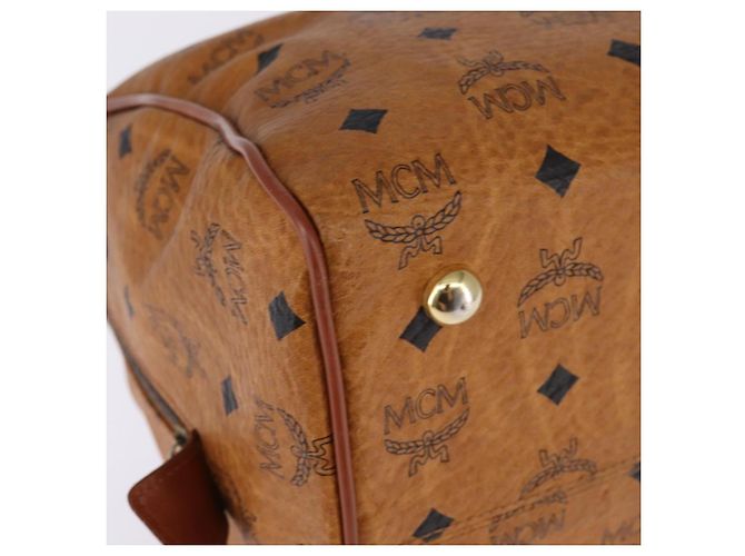 Borsa Boston MCM Logogram Vicetos in pelle PVC marrone e oro Auth gh901 D'oro - vista 9