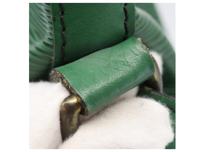 Noe LOUIS VUITTON Borsa a Spalla Petit Noé Epi Verde M44104 LV Auth 143573 - vista 12