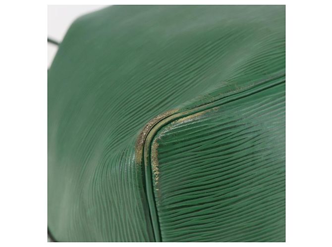 Noe LOUIS VUITTON Borsa a Spalla Petit Noé Epi Verde M44104 LV Auth 143573 - vista 15