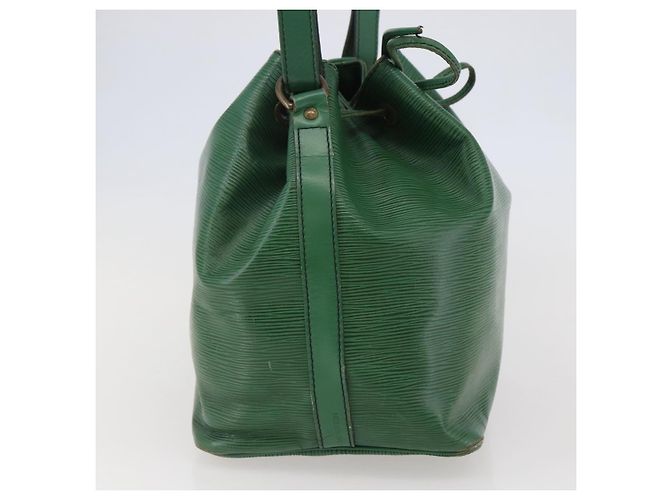 Noe LOUIS VUITTON Borsa a Spalla Petit Noé Epi Verde M44104 LV Auth 143573 - vista 3