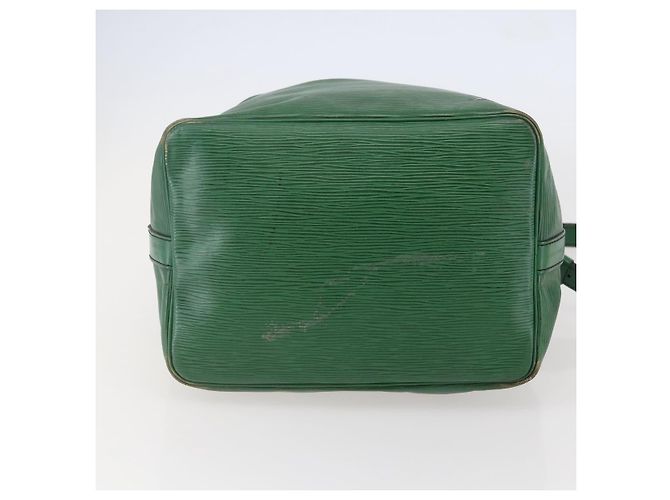 Noe LOUIS VUITTON Borsa a Spalla Petit Noé Epi Verde M44104 LV Auth 143573 - vista 5