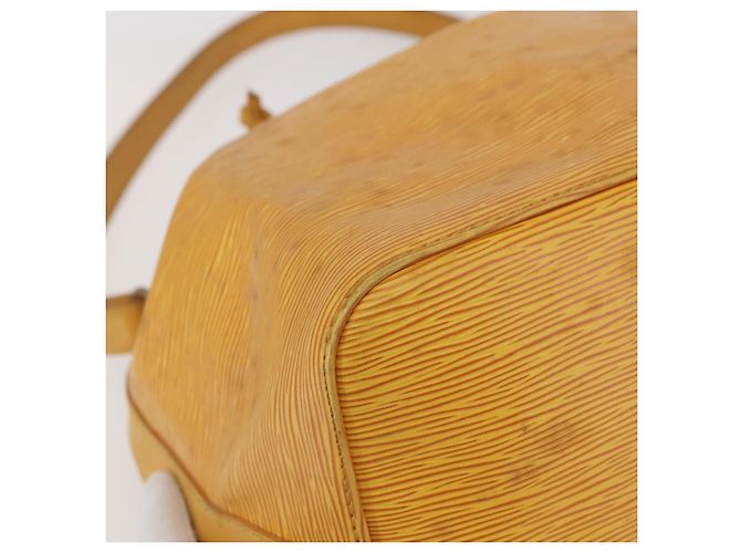 Noe LOUIS VUITTON Borsa a Spalla Petit Noé Epi Gialla M44109 LV Auth 144154 Giallo - vista 14