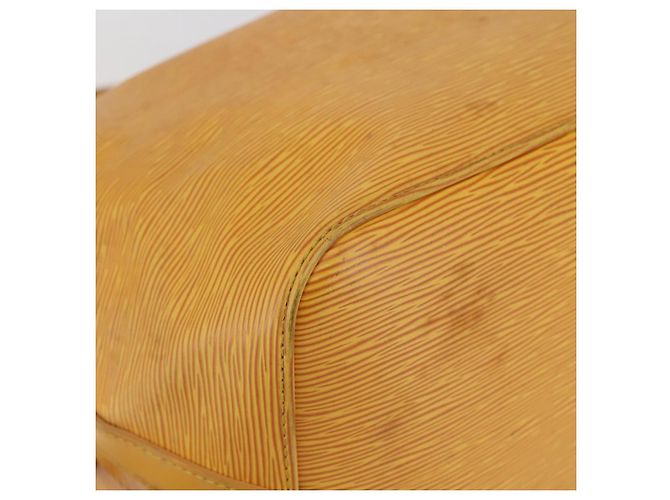 Noe LOUIS VUITTON Borsa a Spalla Petit Noé Epi Gialla M44109 LV Auth 144154 Giallo - vista 16