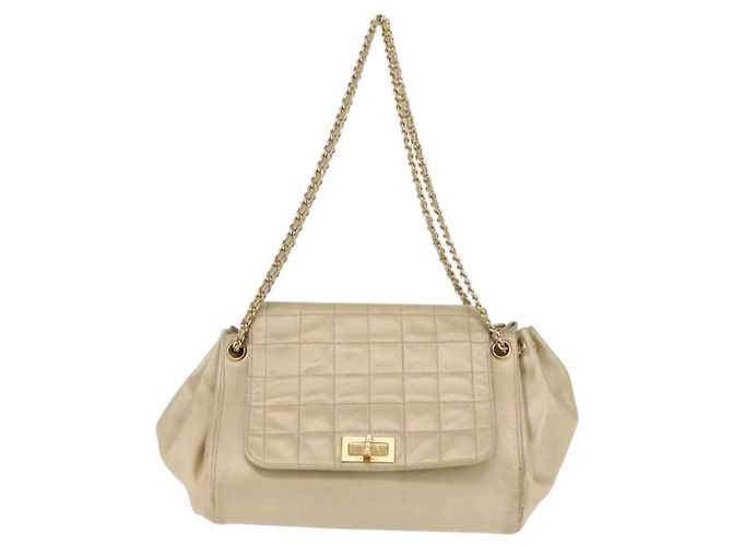 CHANEL Borsa a Spalla Choco Bar in Pelle con Catena Dorata CC Auth 145942 D'oro - vista 13