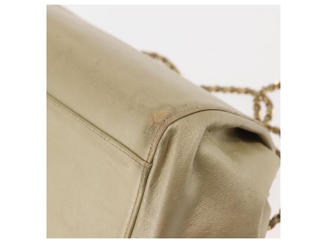 CHANEL Borsa a Spalla Choco Bar in Pelle con Catena Dorata CC Auth 145942 D'oro - vista 17