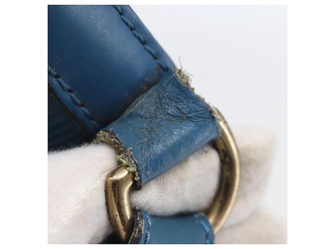 LOUIS VUITTON Epi Petit Noe Shoulder Bag Blue M44105 LV Auth 144506 - view 12