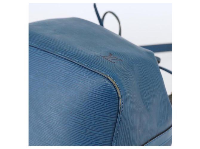 LOUIS VUITTON Epi Petit Noe Shoulder Bag Blue M44105 LV Auth 144506 - view 9